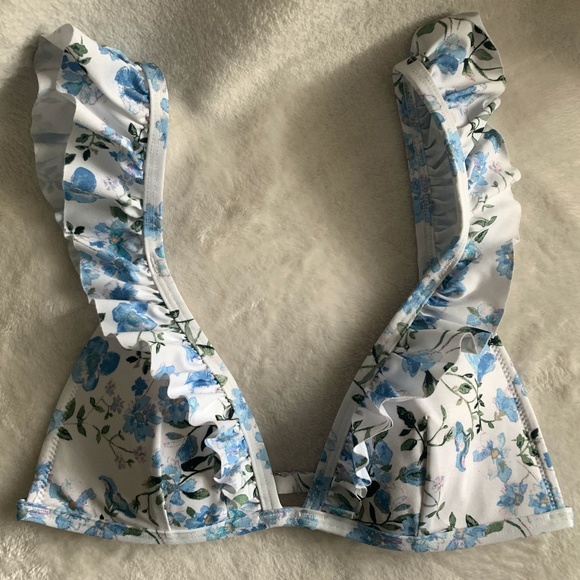 H&M Other - Floral H&M bikini top